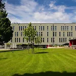 Отель Friendly Cityhotel Oktopus 3*
