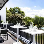 Friendly Cityhotel Oktopus Отель Зигбург