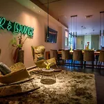 Отель Friendly Cityhotel Oktopus Зигбург