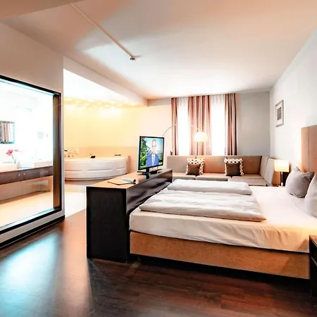 Friendly Cityhotel Oktopus Hotell 3*