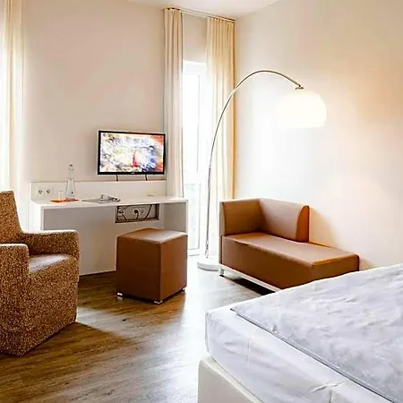Friendly Cityhotel Oktopus 3* Siegburg
