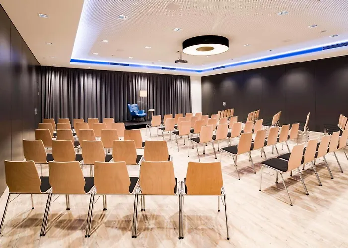 Ξενοδοχείο Friendly Cityhotel Oktopus 3*