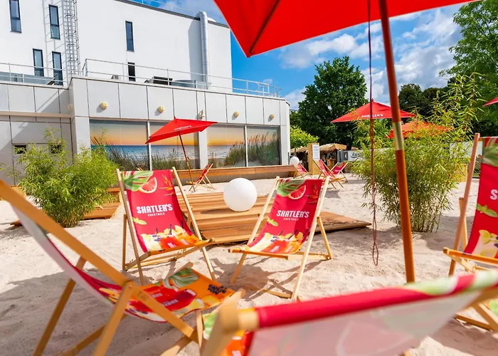 奥克图普斯友好城市酒店 3*