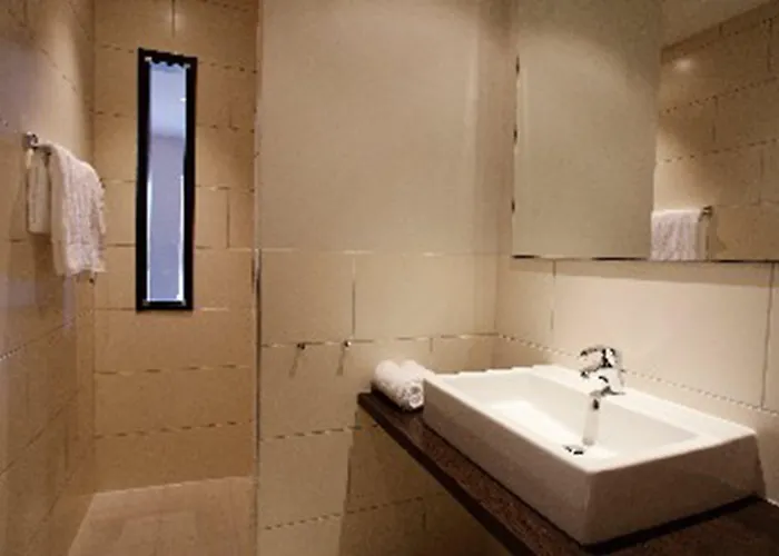 Friendly Cityhotel Oktopus Ξενοδοχείο 3*