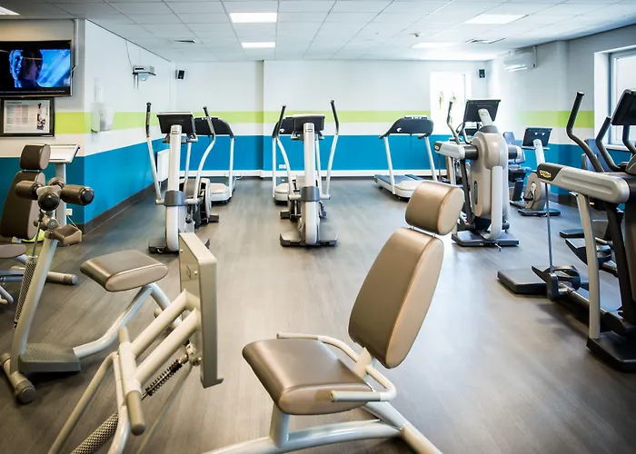 奥克图普斯友好城市酒店